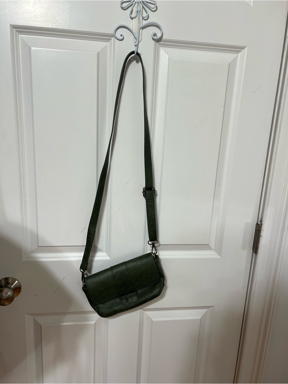 Adjustable Crossbody Bag - Dark Green